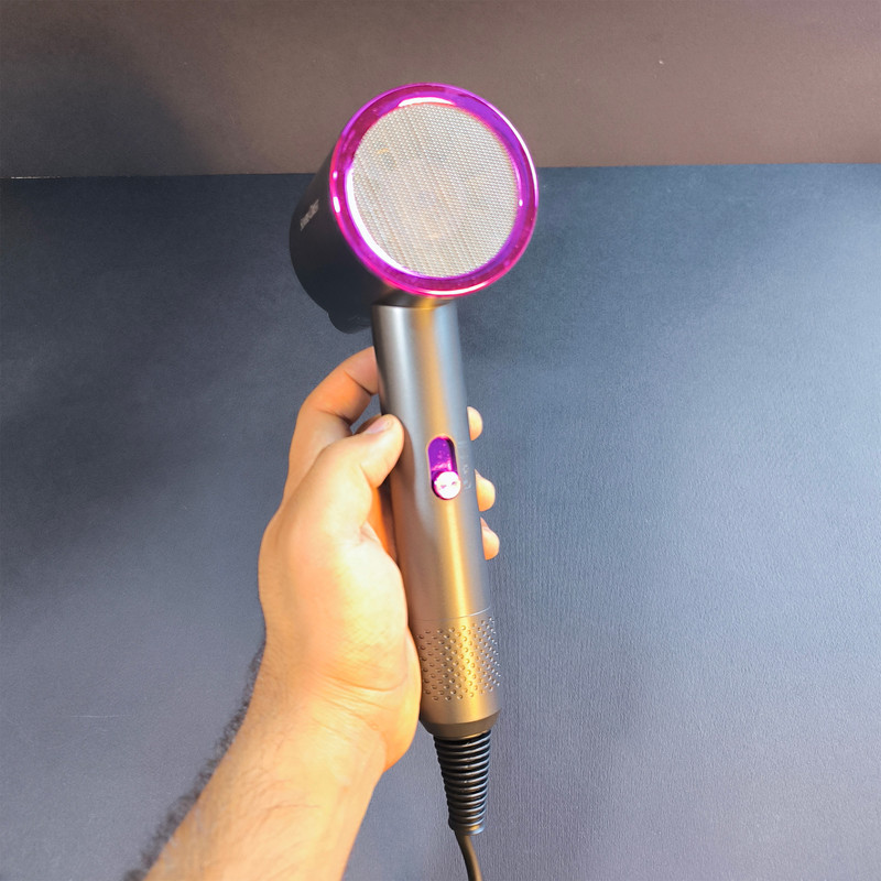 سشوار حرفهای سیلور کرست مدل SC-D004 با موتور AC، توان 1200 وات، باد سرد، تولید یون منفی، تنظیم دما و سرعت در 2 حالت، نازل متمرکزکننده و کابل 1.5 متری